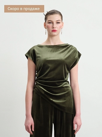 Бархатный топ с драпировкой Shizen