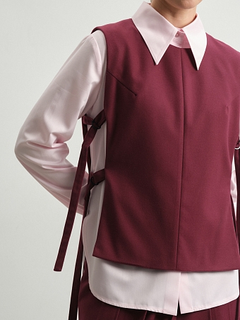 Жилет с поясами на кольцах Tulip