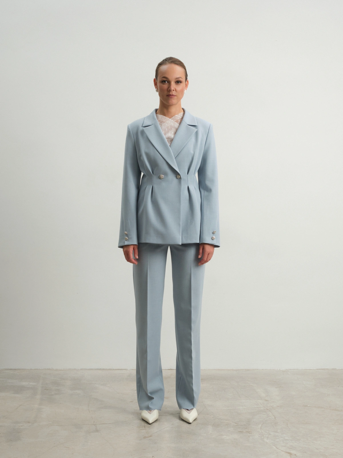 Голубой приталенный жакет Allure