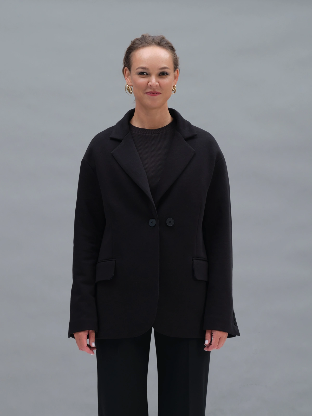 Черный жакет из футера