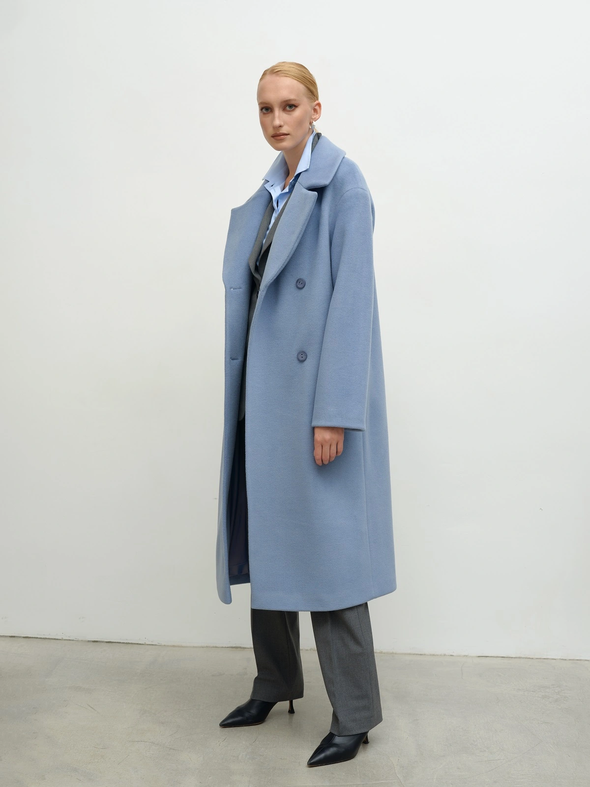 Голубое пальто - кокон