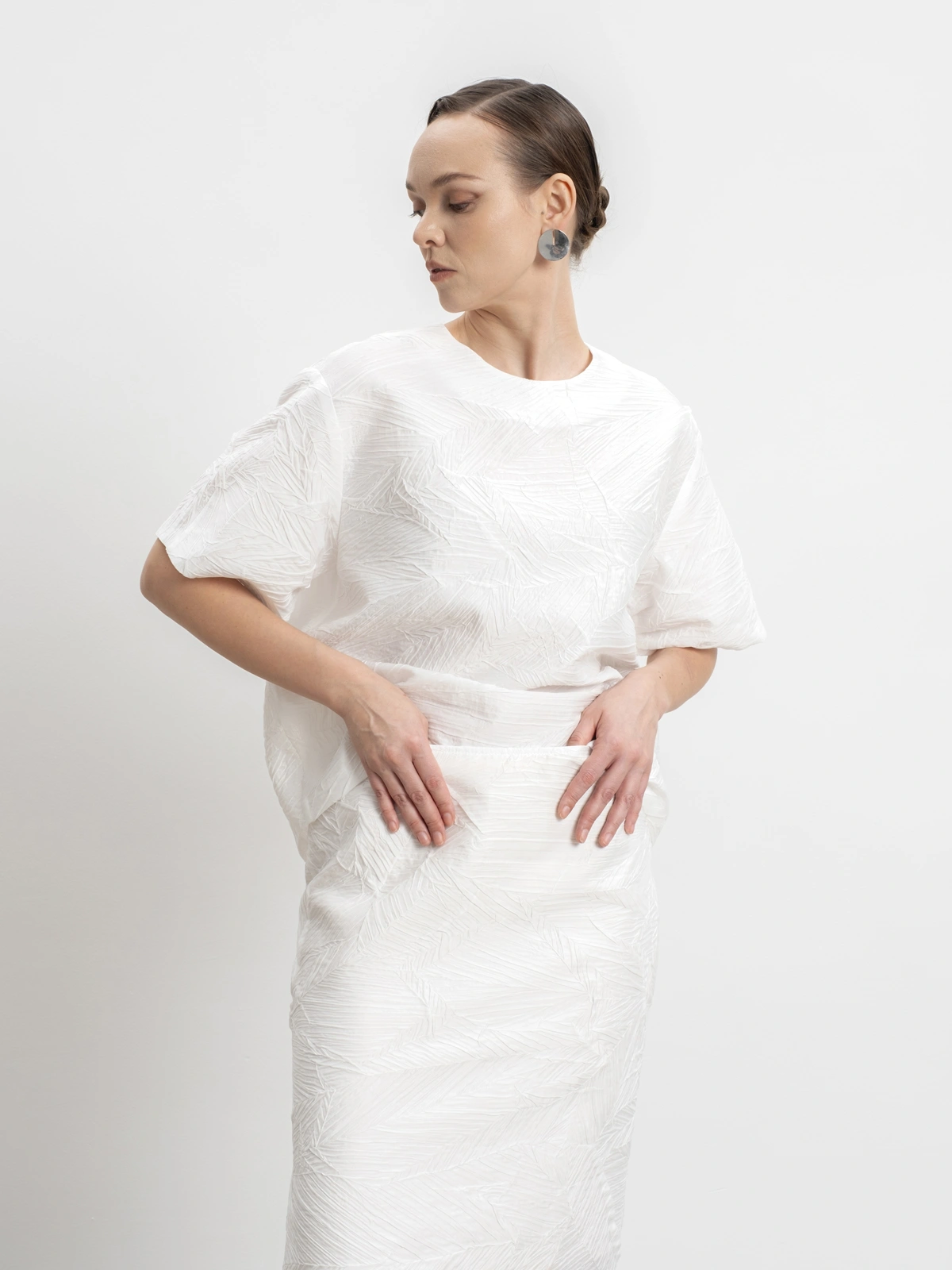 Белая блуза из жатой ткани