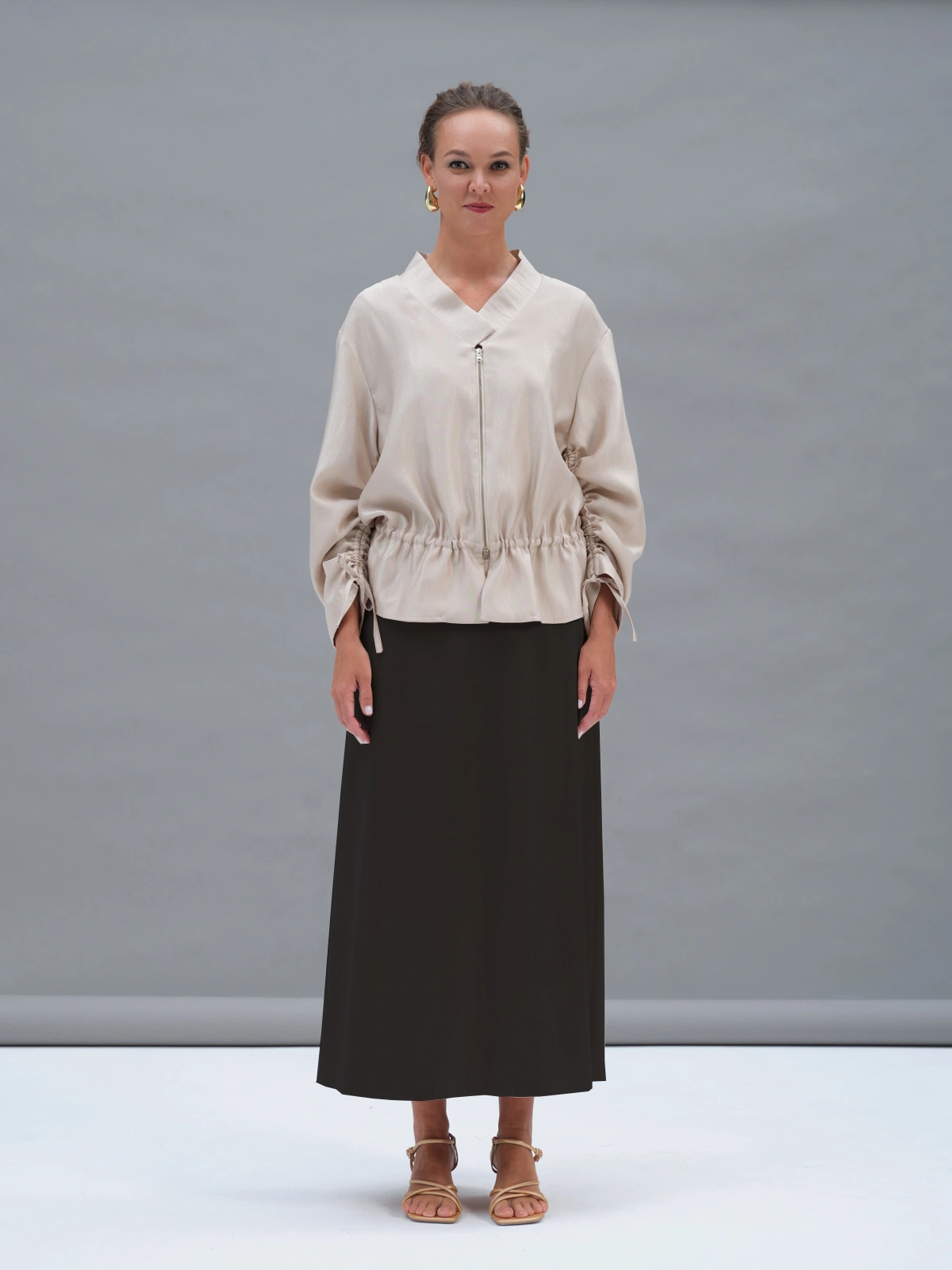 Золотой бомбер на кулиске Eos