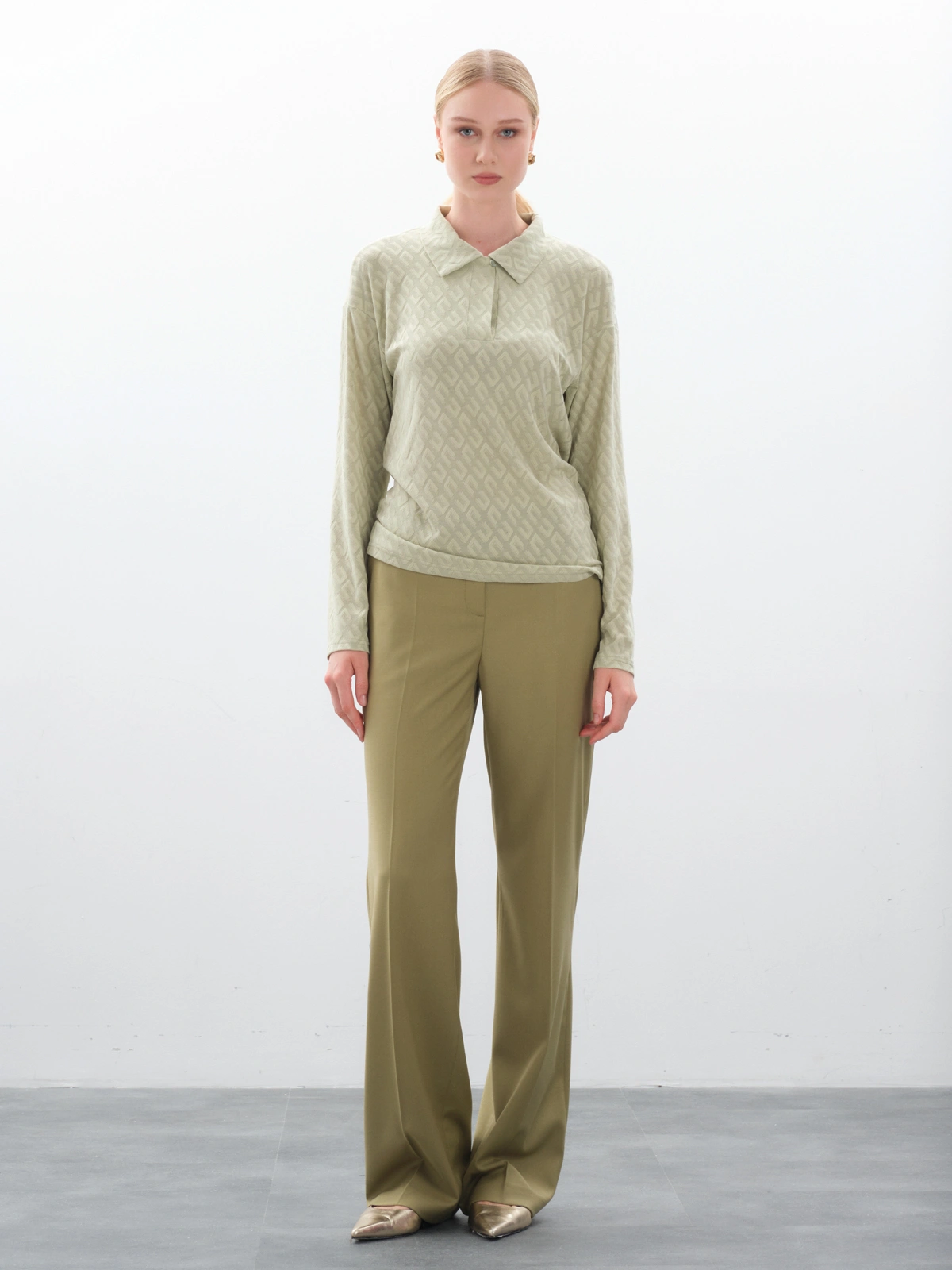 женские брюки, брюки палаццо, купить женские брюки, брюки женские классические, брюки прямые женские
офисные брюки женские, брюки трубы женские, зеленые брюки женские, костюмные брюки женские, оливковые брюки женские, деловые женские брюки, купить брюки классические оливковые, брюки цвета хаки женские, с чем носить зеленые брюки, штаны зеленые в офис, фисташковые брюки, брюки палаццо, купить прямые брюки женские оливковые, брюки прямые с высокой талией, брюки из костюмной ткани, фисташковые брюки, штаны прямые женские классика