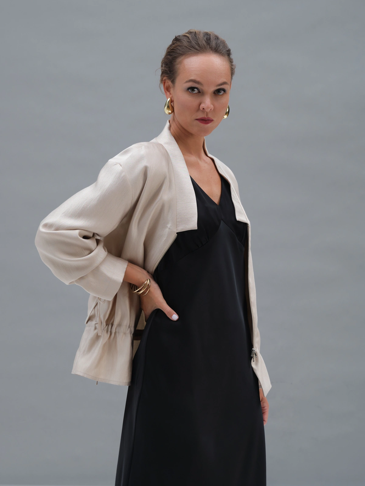 Золотой бомбер на кулиске Eos