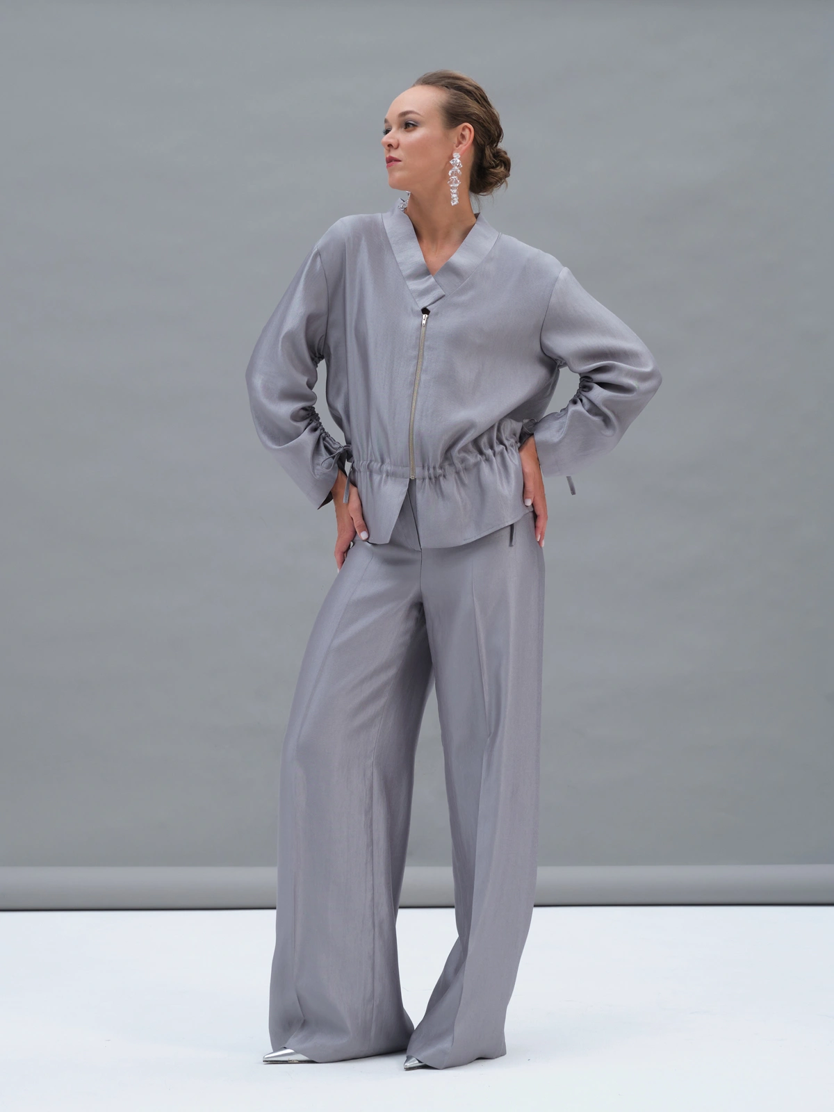 Серебряный бомбер на кулиске Selene