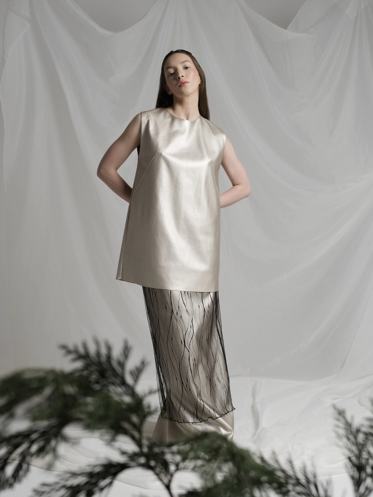 Золотой топ из экокожи