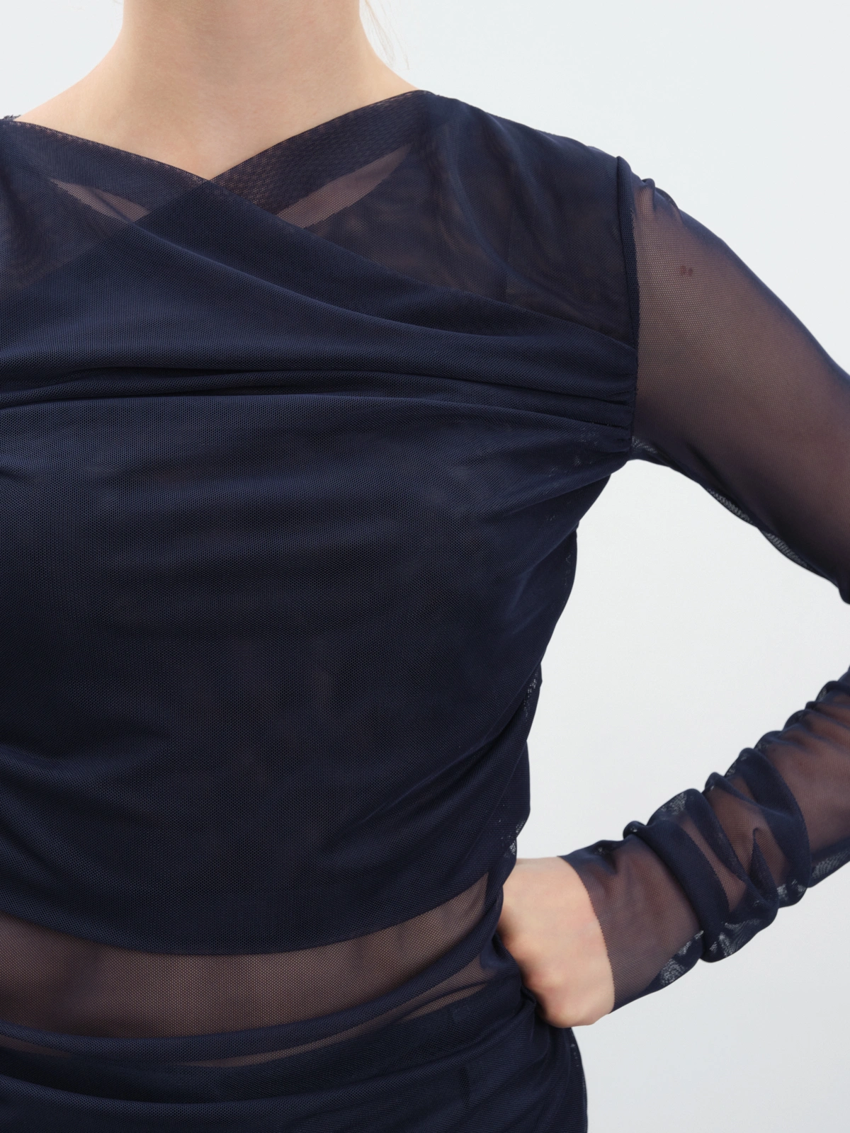 Синий лонгслив-сетка