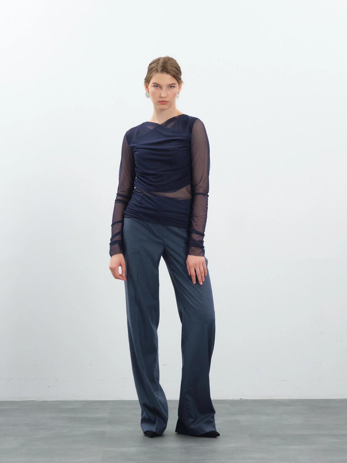 Синий лонгслив-сетка