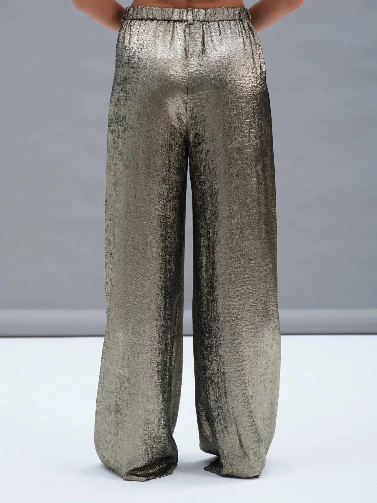 Золотистые прямые брюки Clio