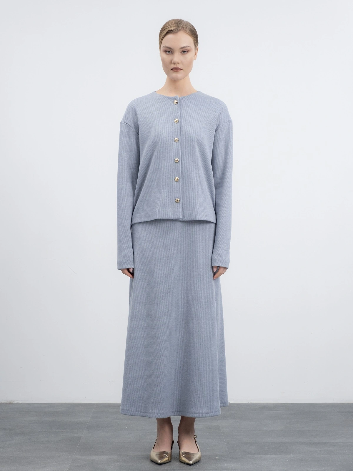 Голубая трикотажная юбка