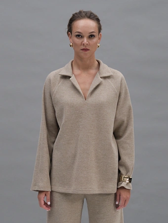 Бежевый трикотажный лонгслив-поло