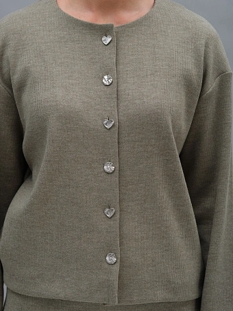 Оливковый трикотажный жакет