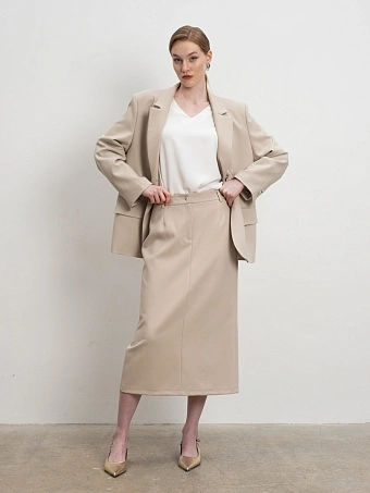 Бежевая юбка прямого силуэта