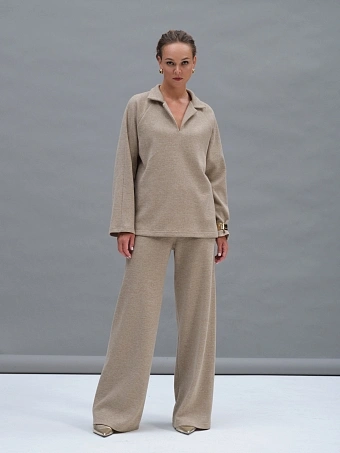 Бежевые трикотажные брюки