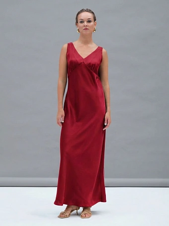 Красное атласное платье Hymen