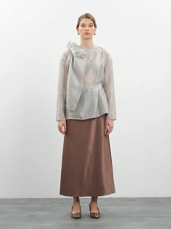 Атласная юбка в оттенке мокко