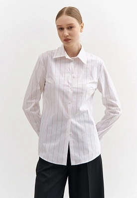 Рубашка в красную полоску