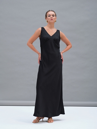 Черное атласное платье Hecate